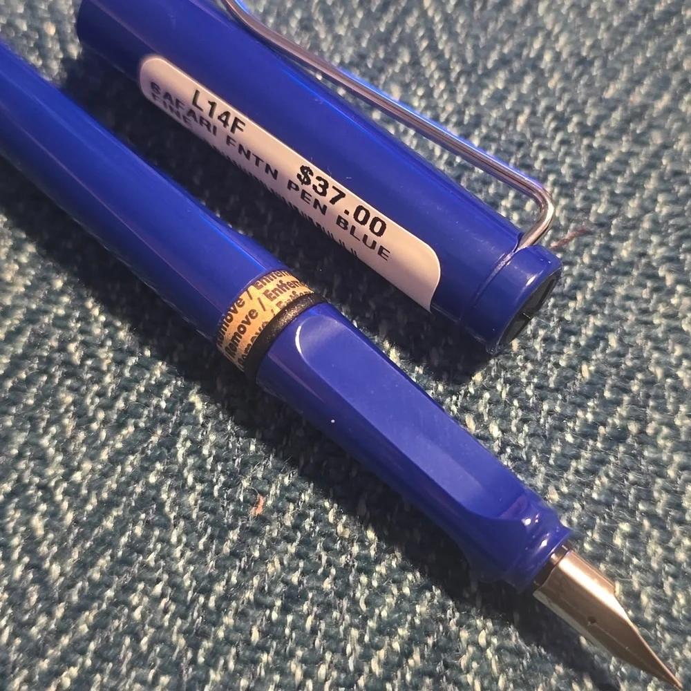 ❤️BUY 10 GET 5 FREE LAMY safari Fountain Pen vista, Color blue